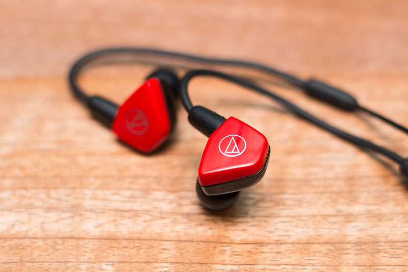 Tai nghe Audio Technica ATH-LS50iS kết nối