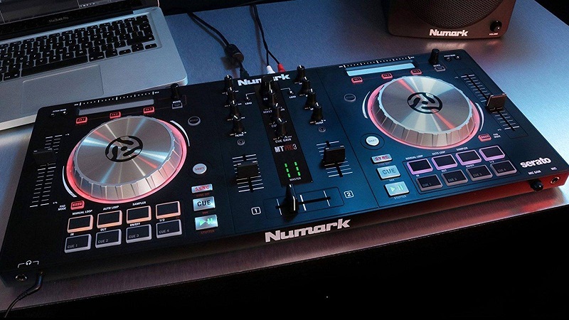 Bàn dj Numark Mixtrack Pro 3