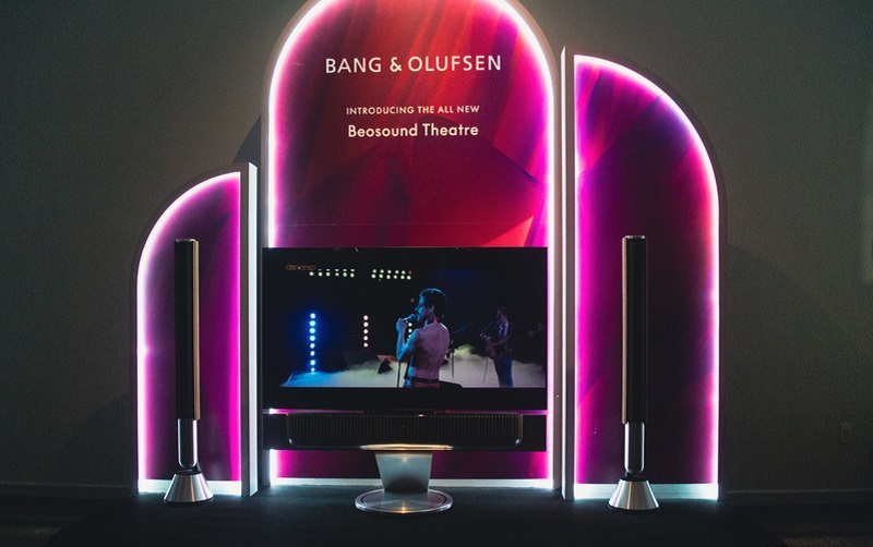 Beosound Theatre có thể kết hợp cùng nhiều mẫu TV với kích thước hỗ trợ lên tới 77 inch