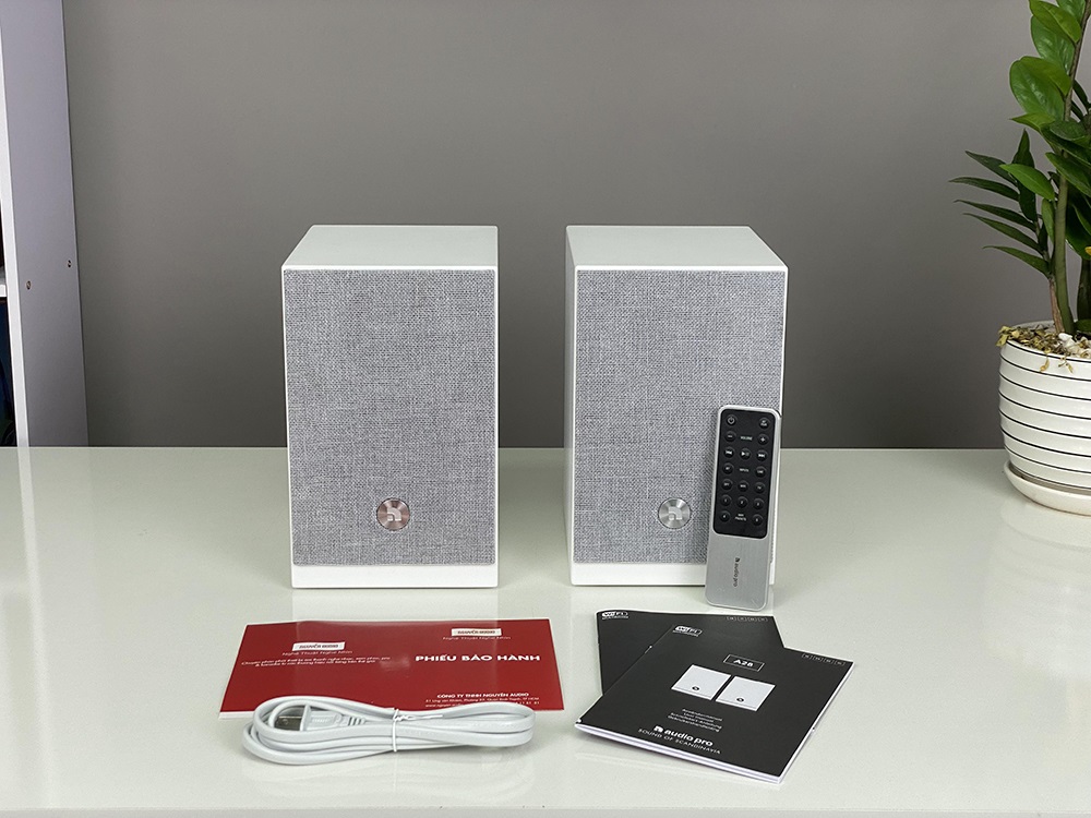 Mở hộp loa Bookshelf Audio Pro A28