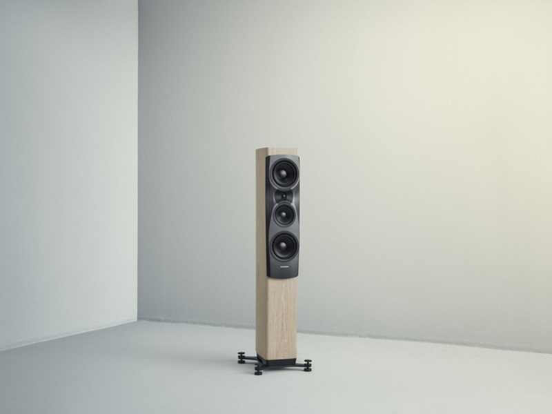 Loa Dynaudio Confidence 30