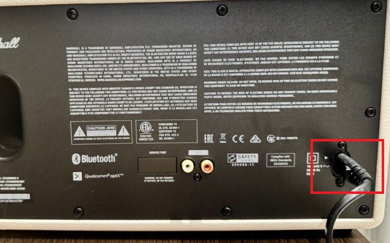 cắm điện loa stanmore 2