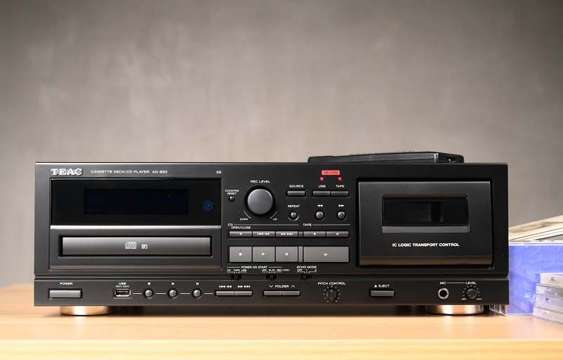 Đầu Cassette/ CD TEAC AD-850 đặc điểm