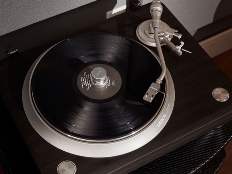 chất âm mâm than denon dp-3000ne