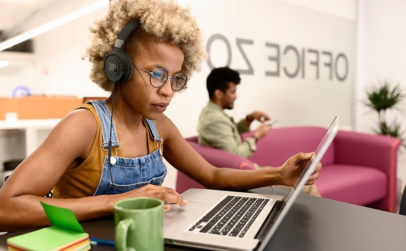 chất âm tai nghe jbl tune 520c