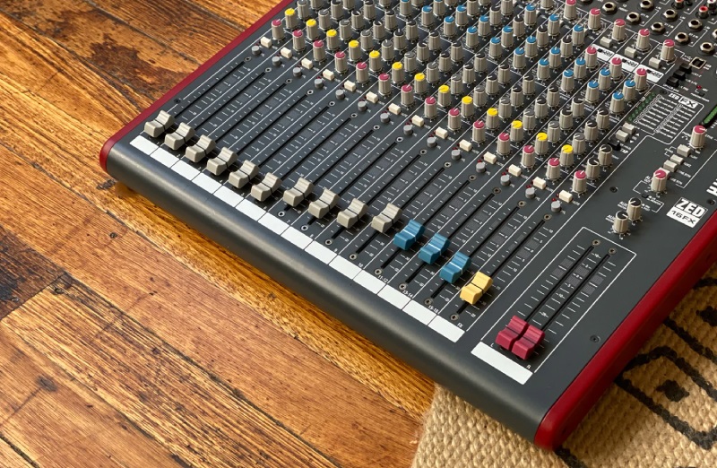 chất lượng bàn mixer allen heath zed-16fx