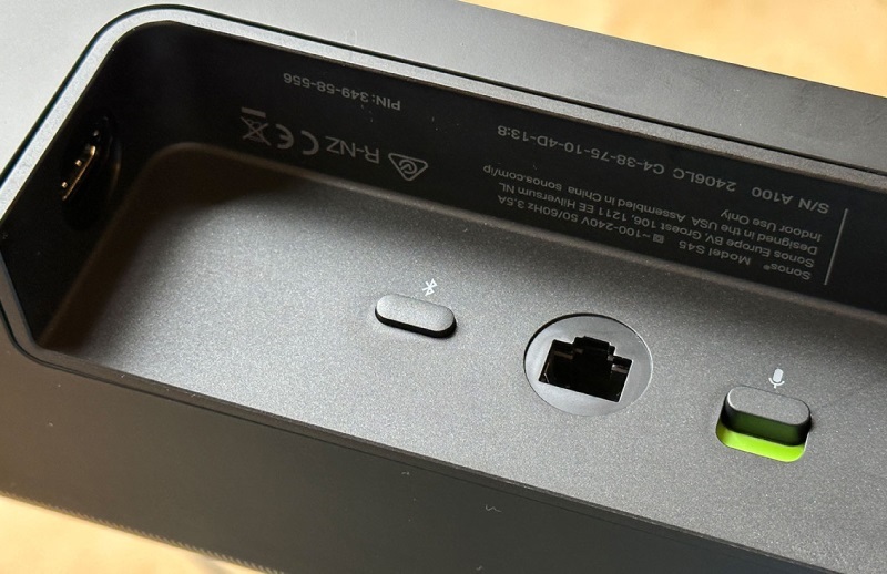 cổng kết nối trên loa arc ultra