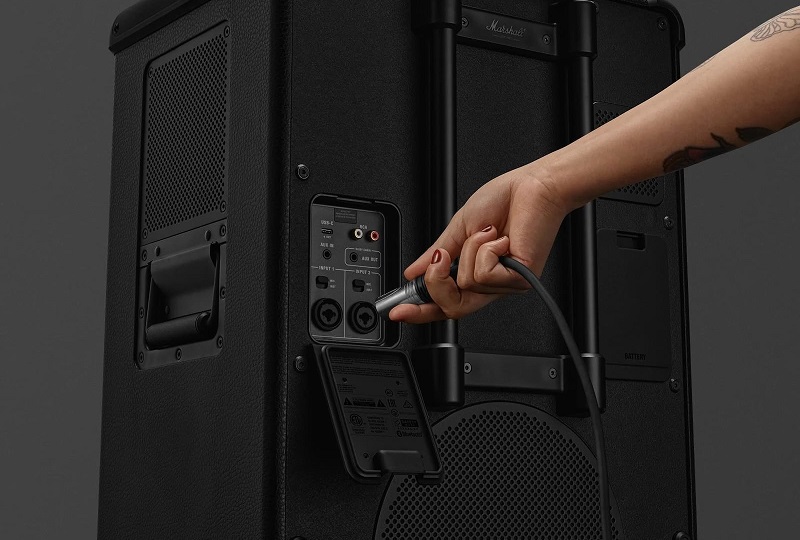 cổng kết nối trên loa bromley 750