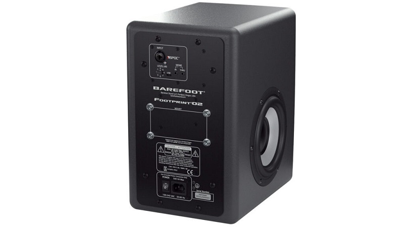 cổng kết nối trên loa footprint02