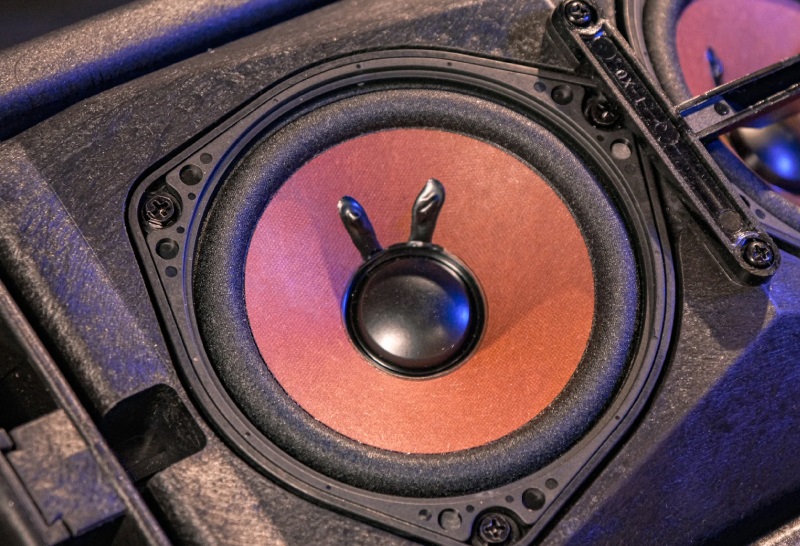 củ loa trên bose 402 series v