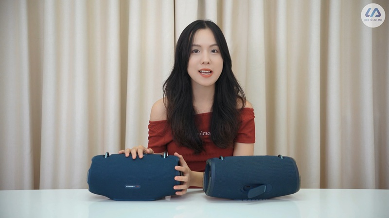 đánh giá jbl xtreme 4 và so sánh jbl xtreme 3 phía sau loa