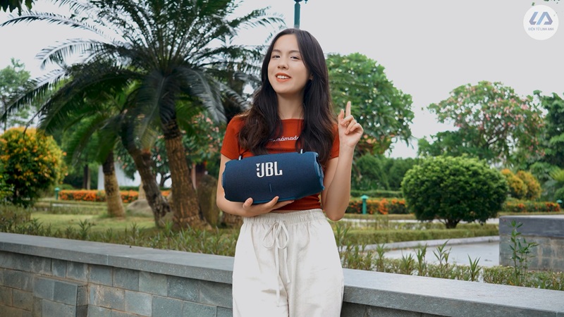 đánh giá jbl xtreme 4 và so sánh jbl xtreme 3 thiết kế