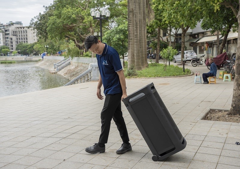 đánh giá thiết kế loa tiệc ult 9ac