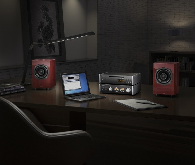 Đầu CD TEAC PD-501HR