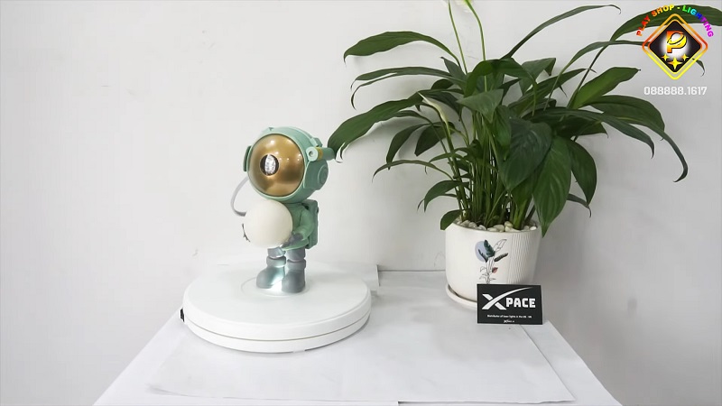 đèn phi hành gia v7 phù hợp với nhiều không gian