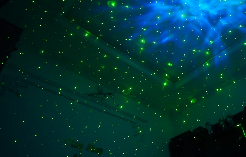 đèn phi hành gia v7 với hiệu ứng lung linh