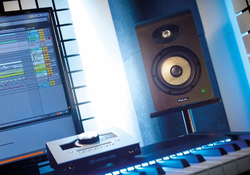 giá loa focal shape 50