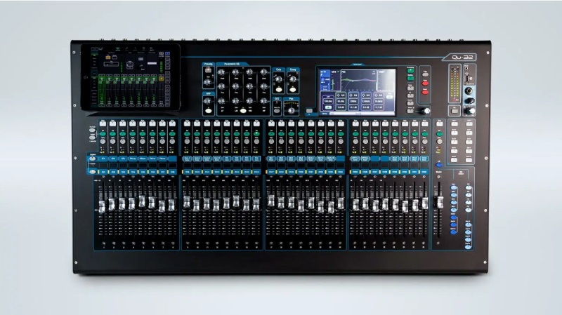giá mixer allen heath qu-32