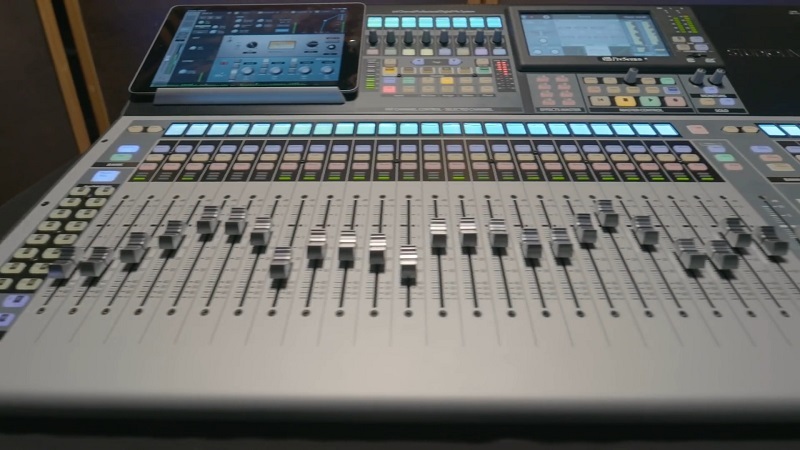 giao diện studiolive 64s