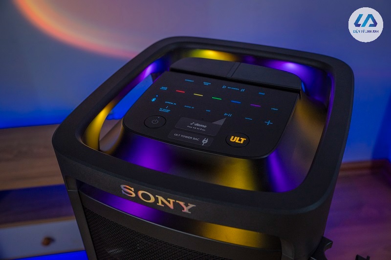 hệ đèn led trên loa sony tower 9