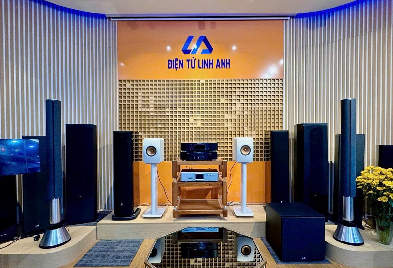 không gian nghe thử của linh anh đống đa