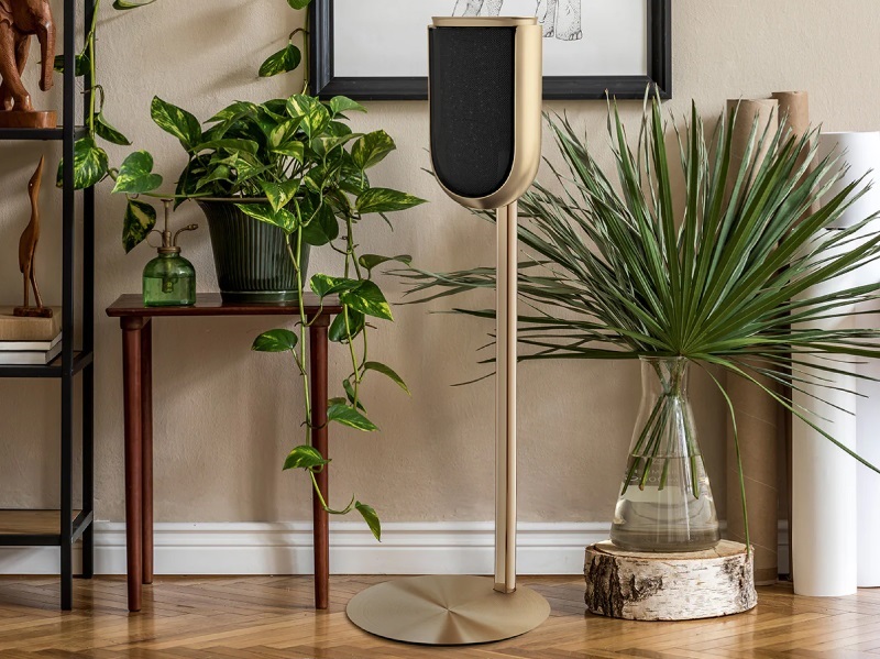 kiểu dáng chân đế loa beolab 8