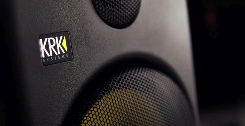 KRK ROKIT 5G5 điều khiển dễ dàng