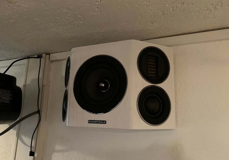lắp loa wharfedale evo 4s treo trên tường