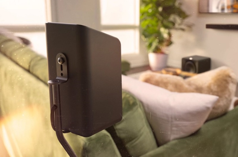 loa flexus surr 200 gắn lên chân đế