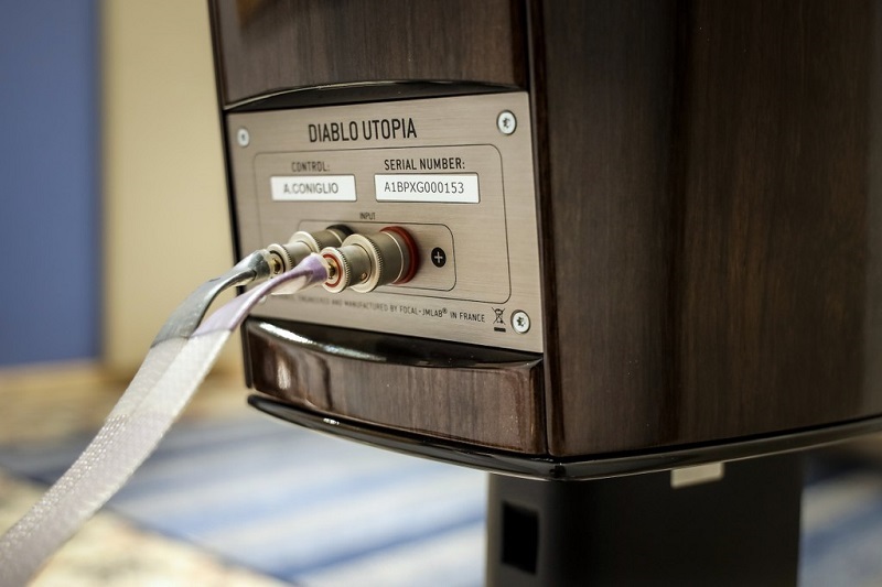 Loa Focal Diablo Utopia Colour Evo cài đặt