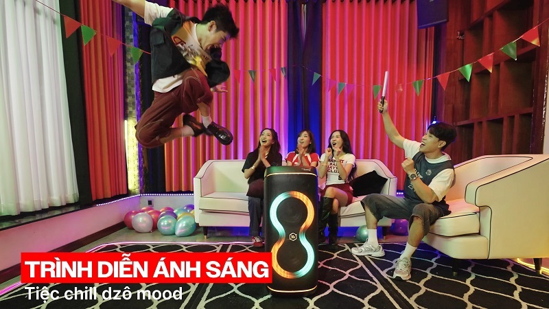 loa tiệc genbeat trình diễn ánh sáng