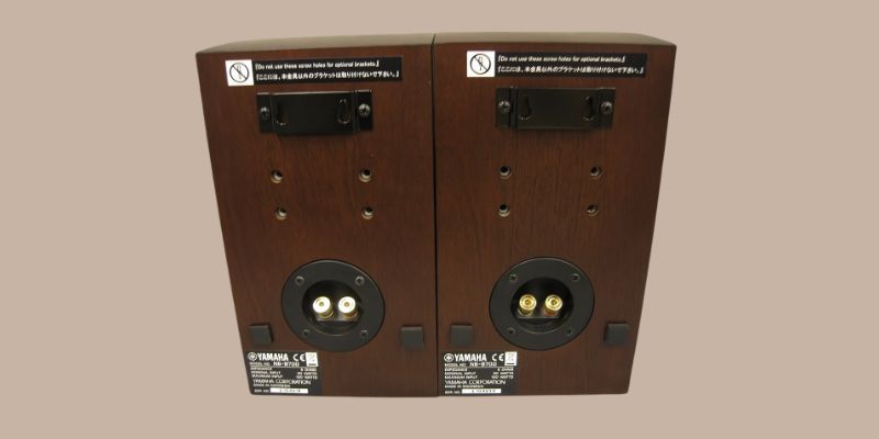 loa yamaha ns b700 kết nối linh hoạt