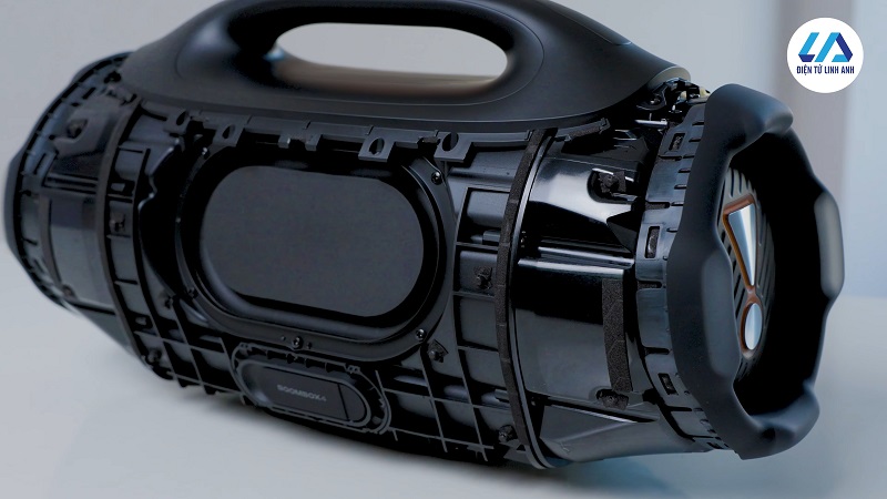 màng cộng hưởng trên boombox 4