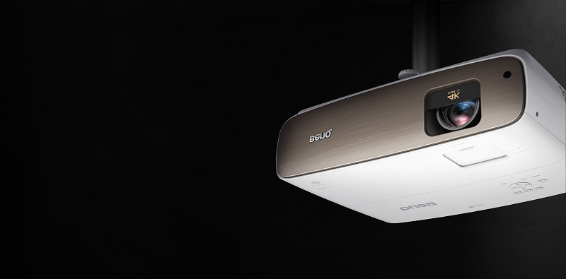 máy chiếu 4k uhd benq w2710i với thiết kế nhỏ gọn