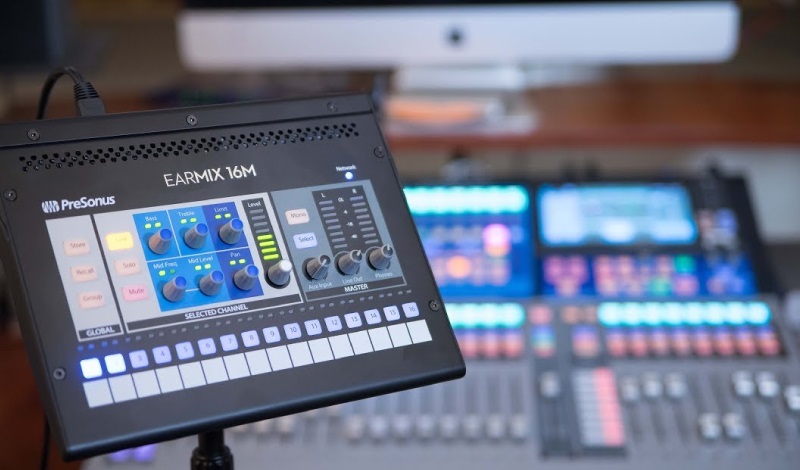 mixer presonus earmix 16m