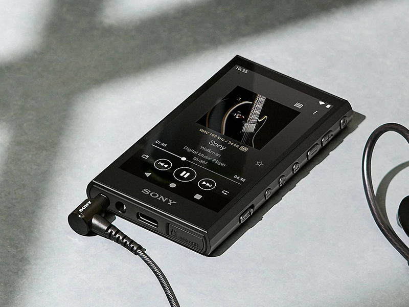 Ứng dụng công nghệ khuếch đại kỹ thuật số S-Master™ HX phát triển riêng cho Walkman®
