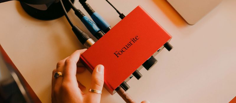 soundcard focusrite scarlett solo gen 4 âm thanh