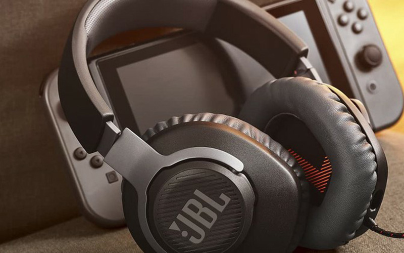 JBL Quantum 350 Wireless có đệm mút êm