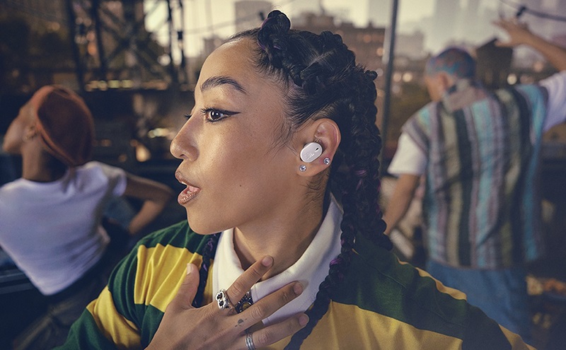 tai nghe jbl tune buds 2 thiết kế thoải mái vừa vặn với tai