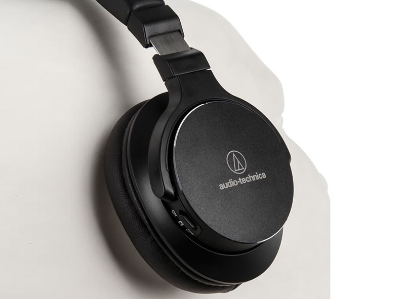 Tai nghe Audio Technica ATH-SR5BT trọng lượng