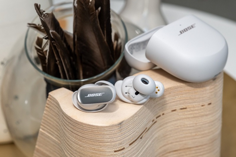 thiết kế bose quietcomfort ultra