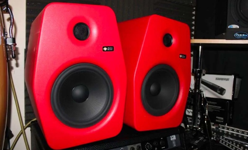 thiết kế của loa kiểm âm monkey-banana turbo 6