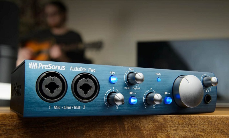 thiết kế soundcard audiobox itwo