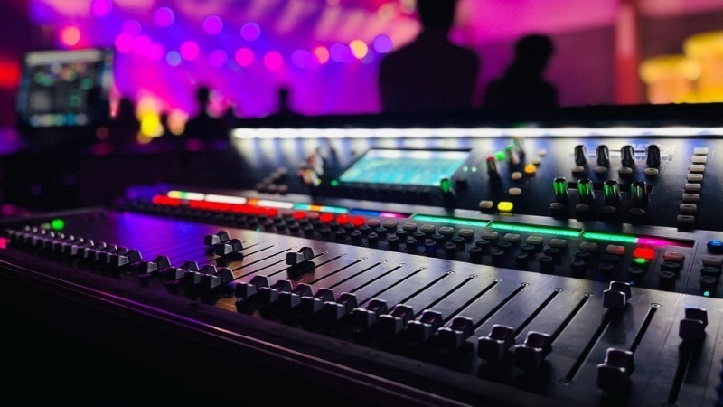 tính năng mixer sq7