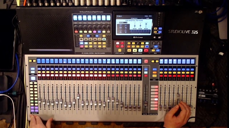 tính năng studiolive 32s