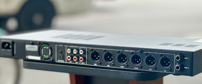 vang số mk lux v6 cổng kết nối