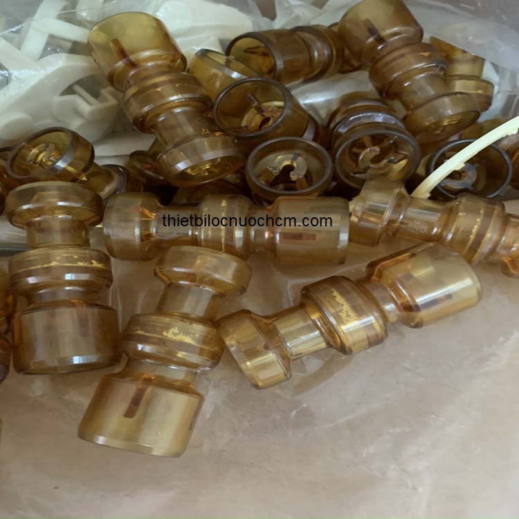 van-clack-chinh-hang