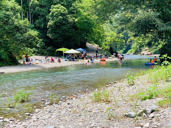 7 điểm bơi lội độc đáo nhất thế giới 8