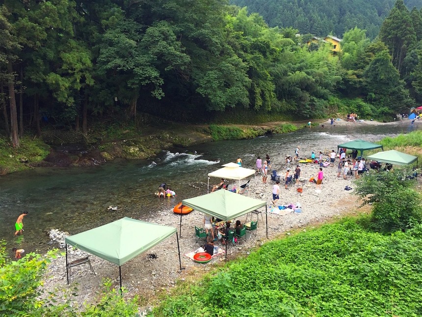 7 điểm bơi lội độc đáo nhất thế giới 9