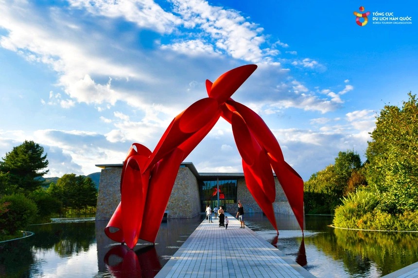 Bo tui loat diem den hap dan o Seoul, Gangwon 23